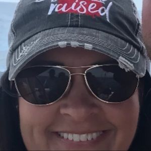 Meet your Posher, Denise